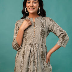 Tunic – Mandarin Collar, 3/4 Sleeves, Flattering Fit (Sizes S–XXL)