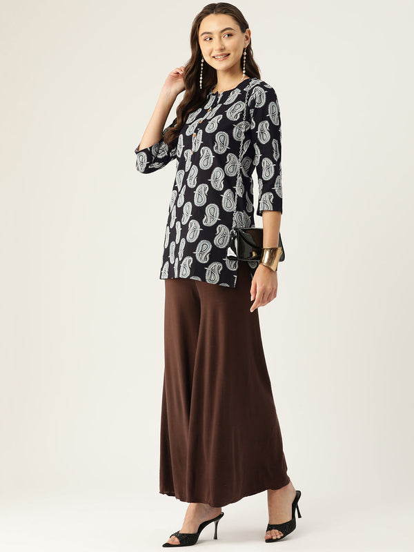 Floral Print 4 Button Straight Kurti
