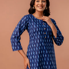 Chic Printed Short Kurti with Round Neck & 3/4 Sleeves