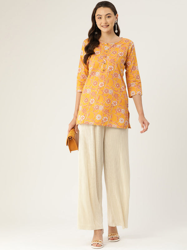 Floral Print 4 Button Straight Kurti