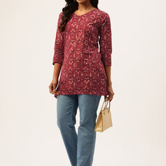 V-Neck 3/4 Sleeve Short Kurti for Women - Tailored Fit & Chic Design