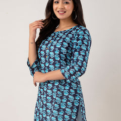 Women Blue Cotton Printed Short Kurti