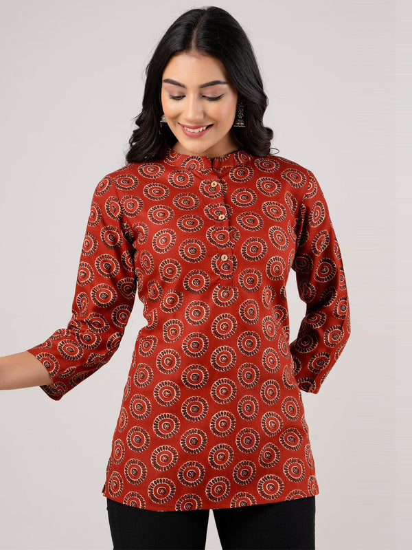 Women Rayon Printed Rust Short Kurti