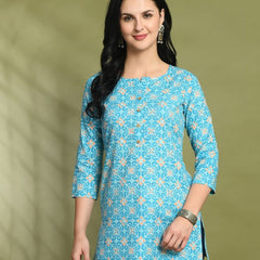 Floral Print 4 Button Straight Kurti