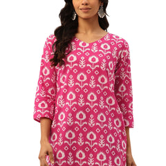 V-Neck 3/4 Sleeve Short Kurti for Women - Tailored Fit & Chic Design