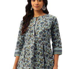 Inner Yoke Short Kurti for Women - Button Detail & 3/4 Sleeves