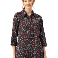 Versatile Collared top with 3/4 Sleeves for Women – Elegant & Casual