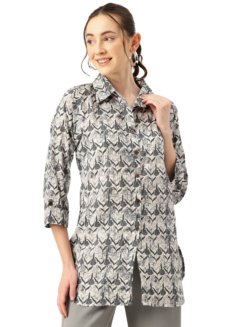 Versatile Collared top with 3/4 Sleeves for Women – Elegant & Casual