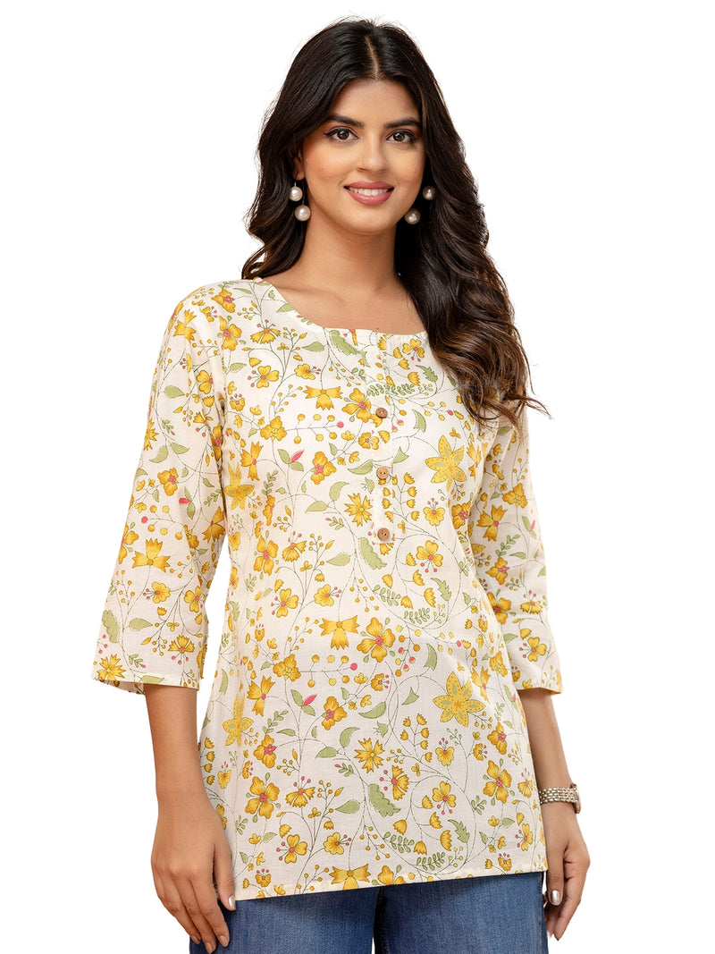 Chic Printed Short Kurti with Round Neck & 3/4 Sleeves