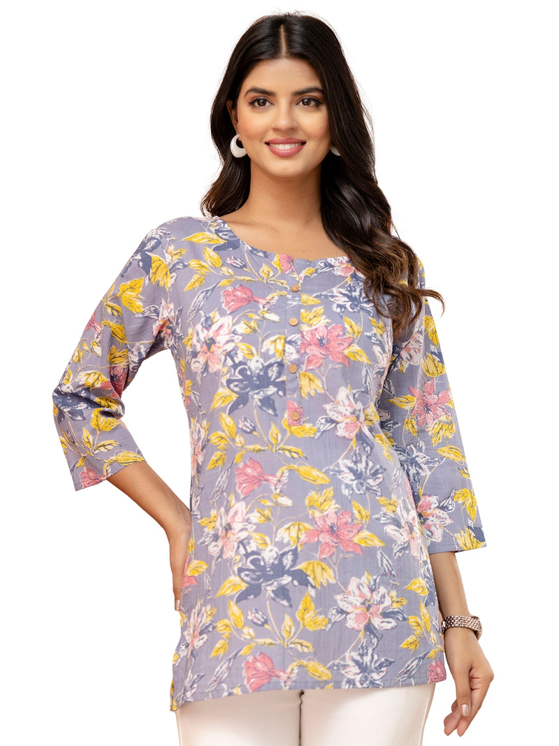 Chic Printed Short Kurti with Round Neck & 3/4 Sleeves