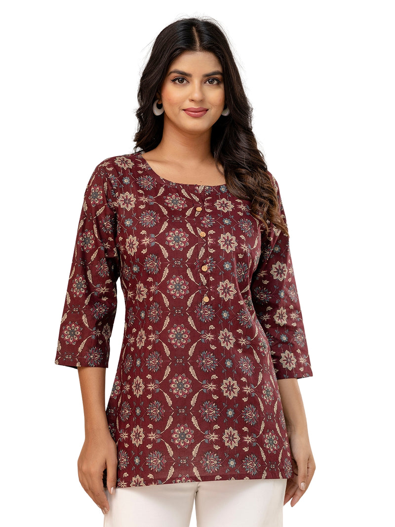 Chic Printed Short Kurti with Round Neck & 3/4 Sleeves