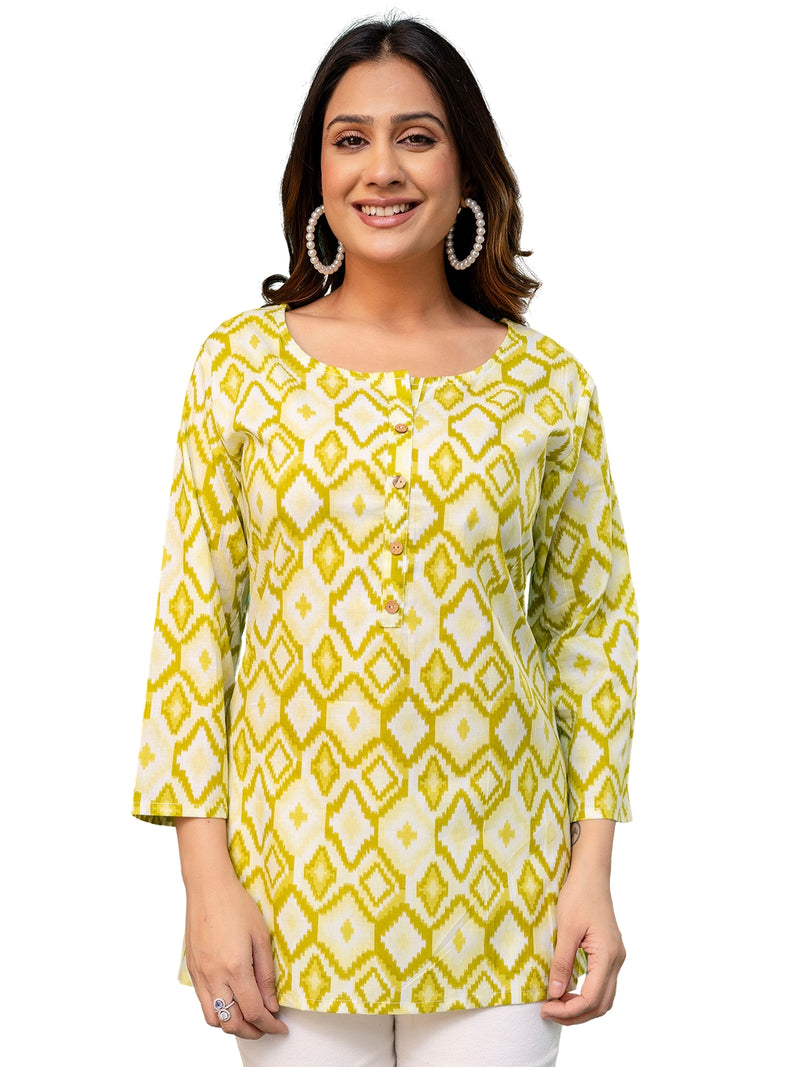 Chic Printed Short Kurti with Round Neck & 3/4 Sleeves