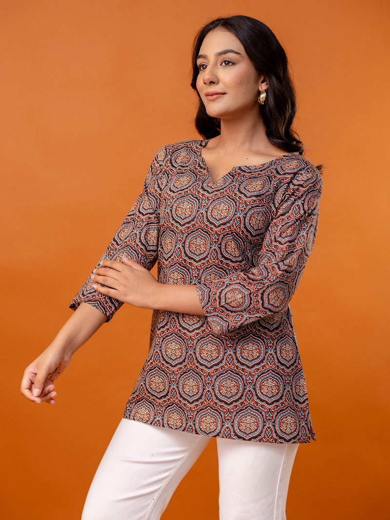 Elegant Printed top – Soft Cotton, Everyday Style, Sizes S–XXL.