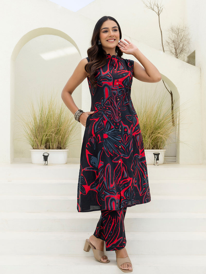 Luxury Mandarin Collar Printed Co-Ord Set with Button Detail A-Line Kurta & Comfort Fit Pants