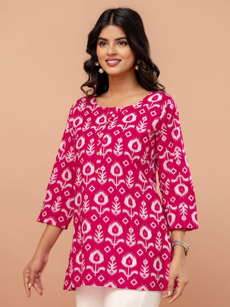Chic Printed Short Kurti with Round Neck & 3/4 Sleeves