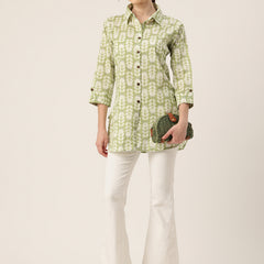 Versatile Collared Shirt with 3/4 Sleeves for Women – Elegant & Casual