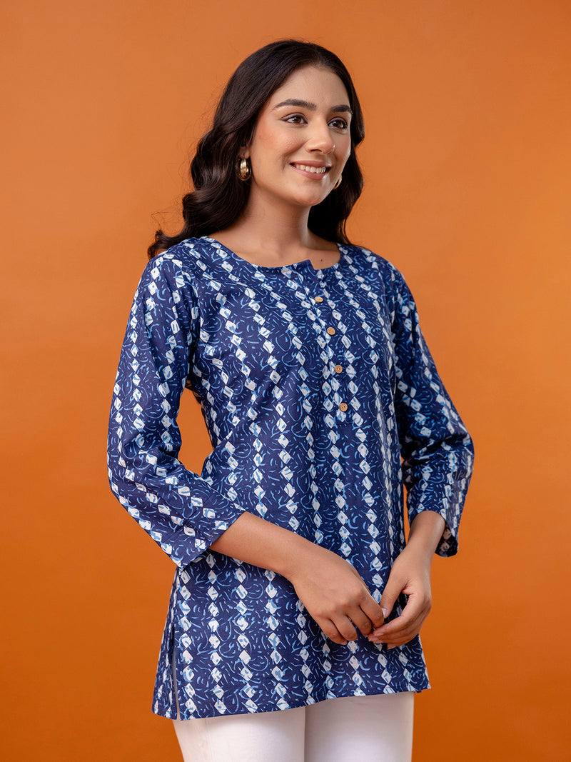 Chic Printed Short Kurti with Round Neck & 3/4 Sleeves