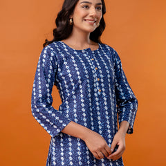 Chic Printed Short Kurti with Round Neck & 3/4 Sleeves