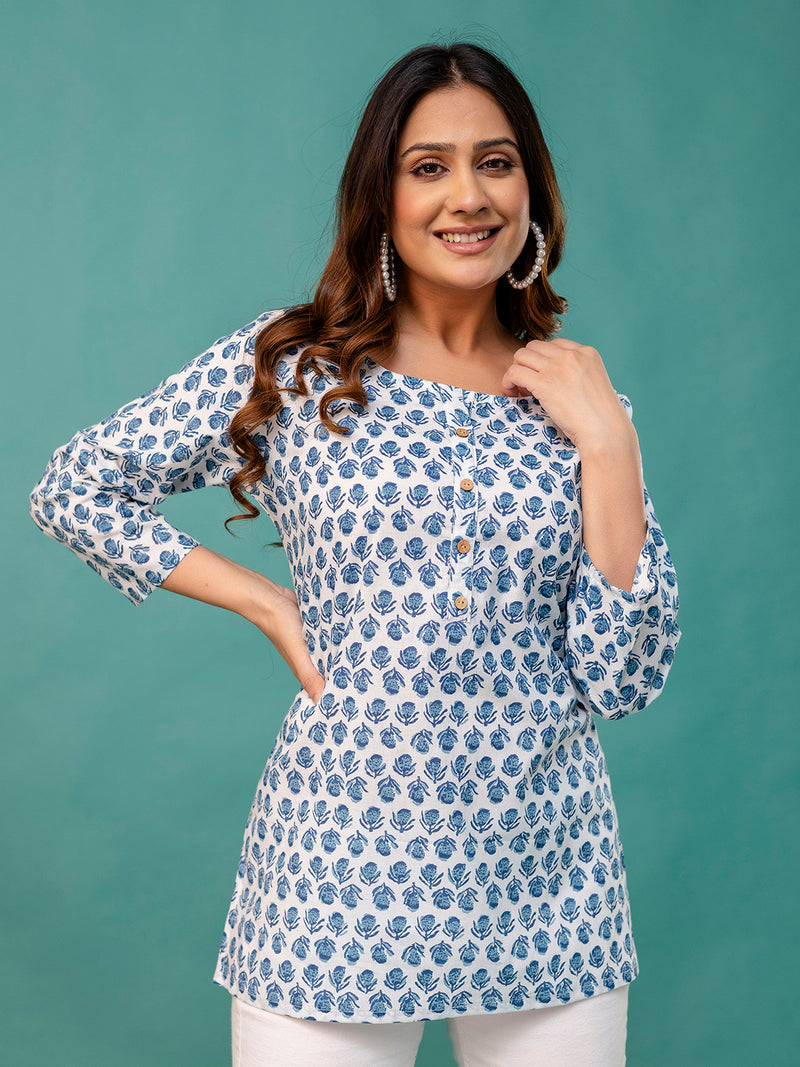 Chic Printed Short Kurti with Round Neck & 3/4 Sleeves