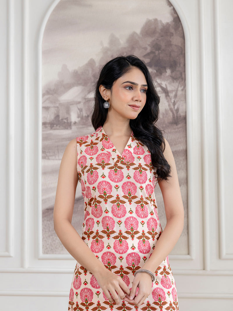 Elegant Sleeveless Cotton Printed Straight Kurta with Refined V-Neckline
