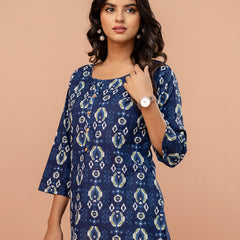 Chic Printed Short Kurti with Round Neck & 3/4 Sleeves
