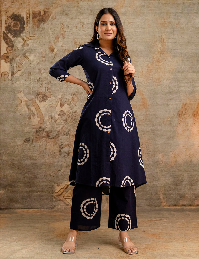 Blue Women’s Co-Ord Set–Printed Collared Kurta with 3/4 Sleeves & Elastic Waist Pants