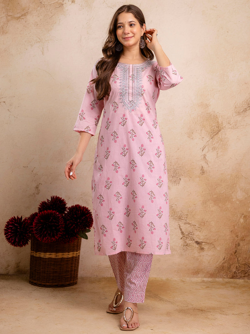 Pure Cotton Pink Embroidered Round-Neck 3-Piece Kurta Set with Printed Dupatta (MÐ3XL) – Feranoid