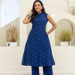 Luxury Mandarin Collar Printed Co-Ord Set with Button Detail A-Line Kurta & Comfort Fit Pants