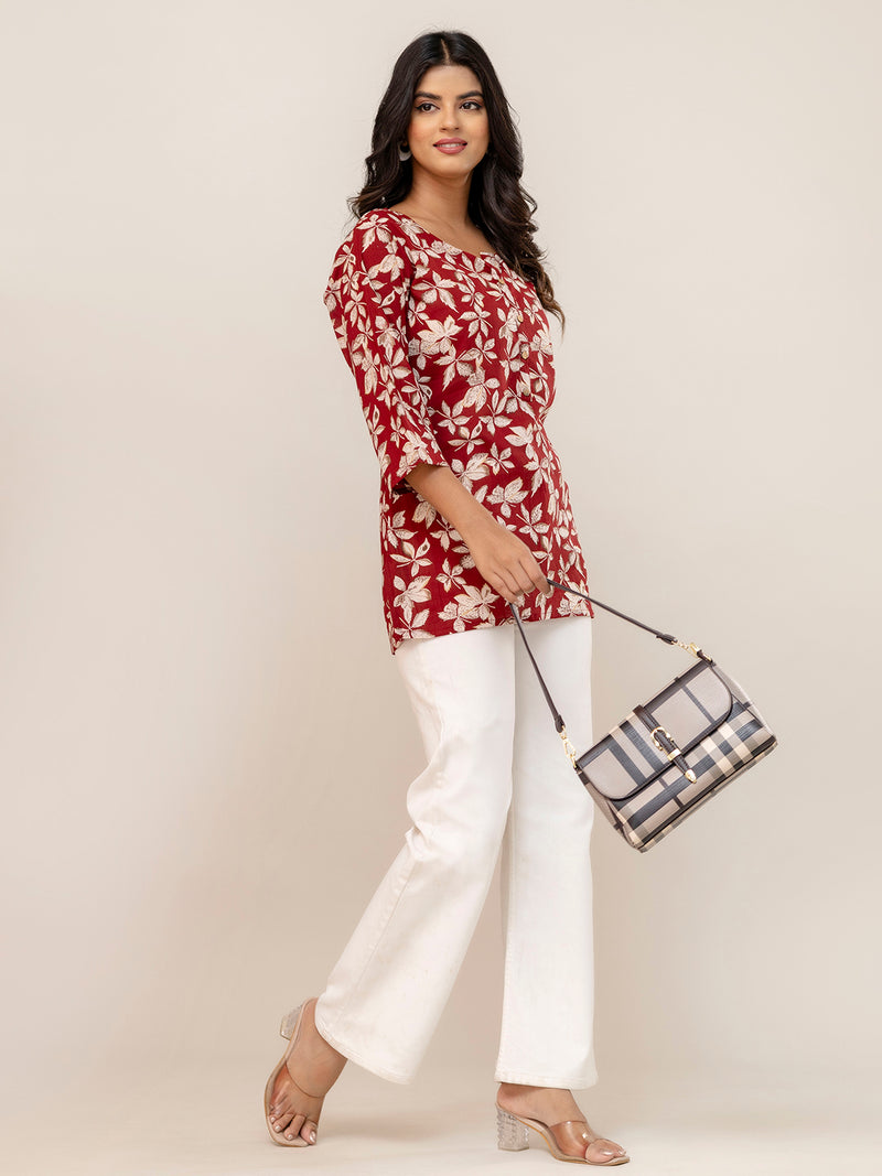 Chic Printed Short Kurti with Round Neck & 3/4 Sleeves
