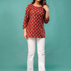 Chic Printed Short Kurti with Round Neck & 3/4 Sleeves