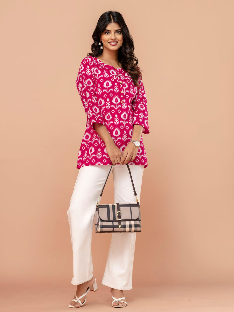 Chic Printed Short Kurti with Round Neck & 3/4 Sleeves
