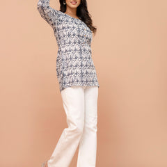 Chic Printed Short Kurti with Round Neck & 3/4 Sleeves