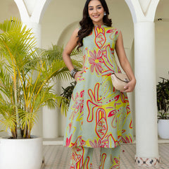 Luxury Mandarin Collar Printed Co-Ord Set with Button Detail A-Line Kurta & Comfort Fit Pants