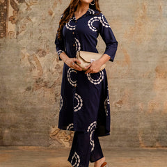 Blue Women’s Co-Ord Set–Printed Collared Kurta with 3/4 Sleeves & Elastic Waist Pants