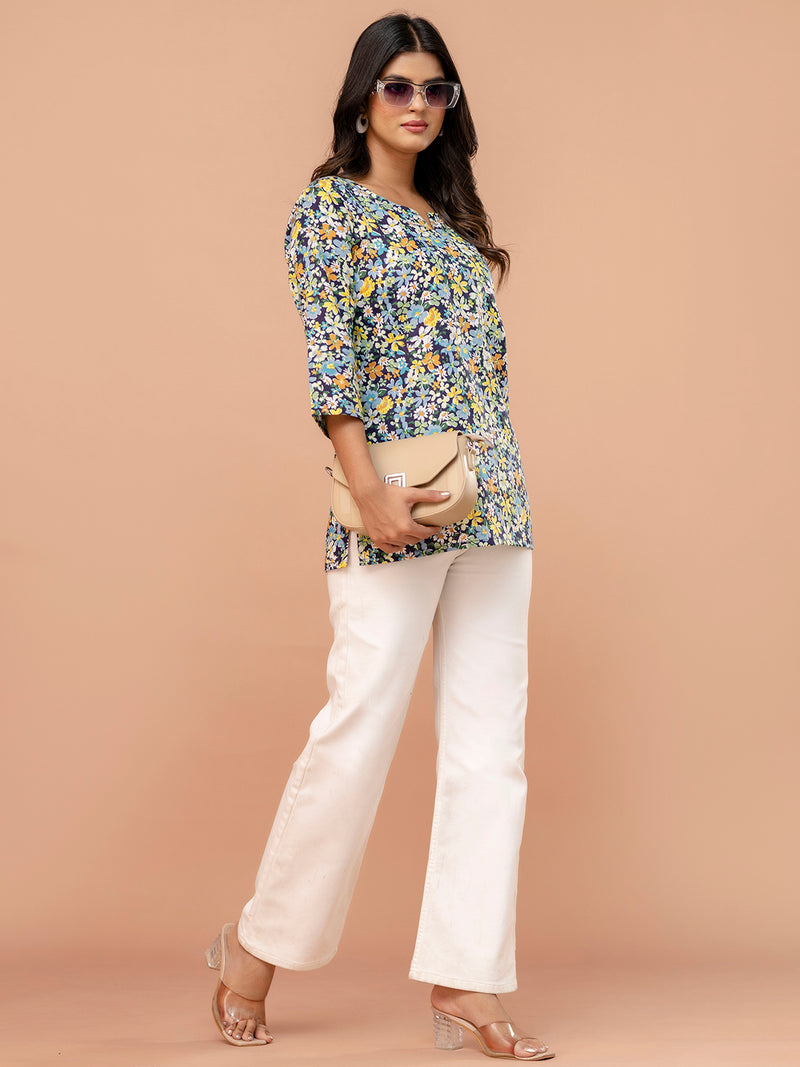 Elegant Printed Short Kurti – Soft Cotton, Everyday Style, Sizes S–XXL.