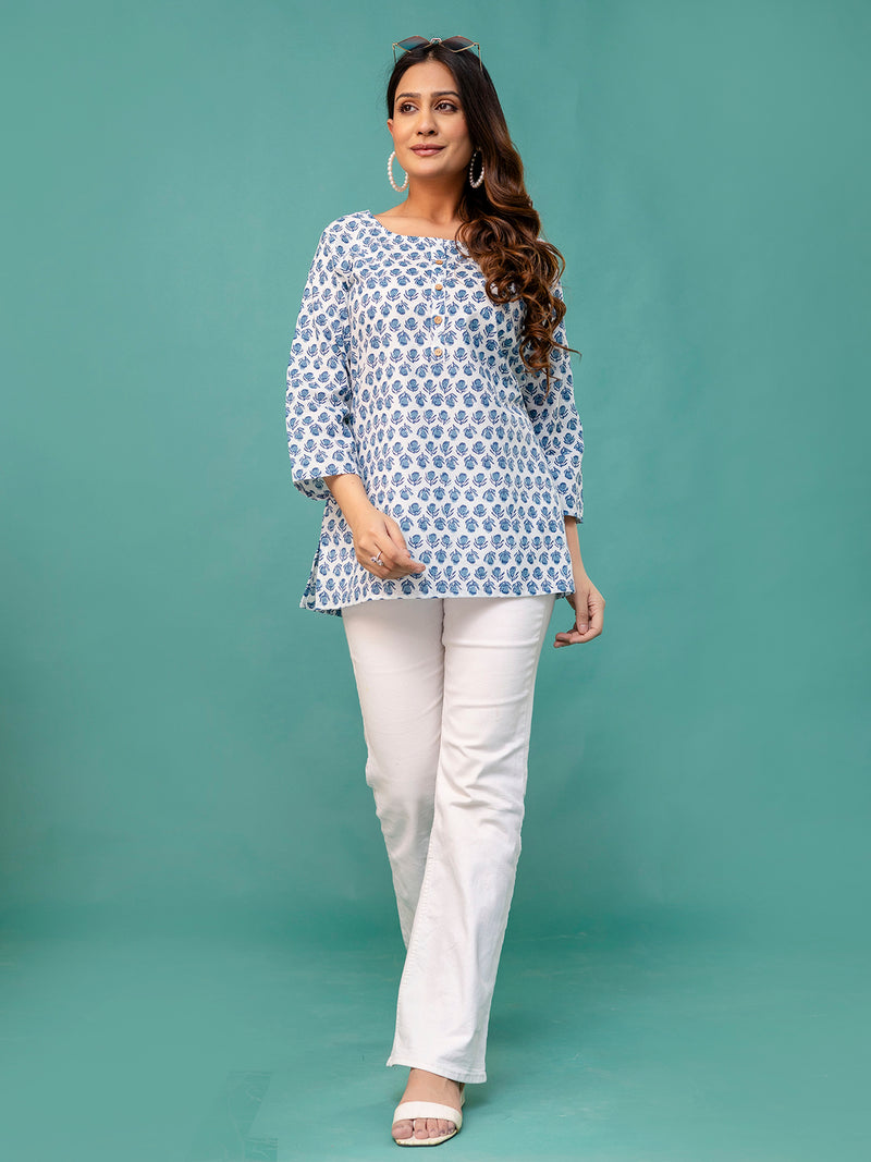 Chic Printed Short Kurti with Round Neck & 3/4 Sleeves