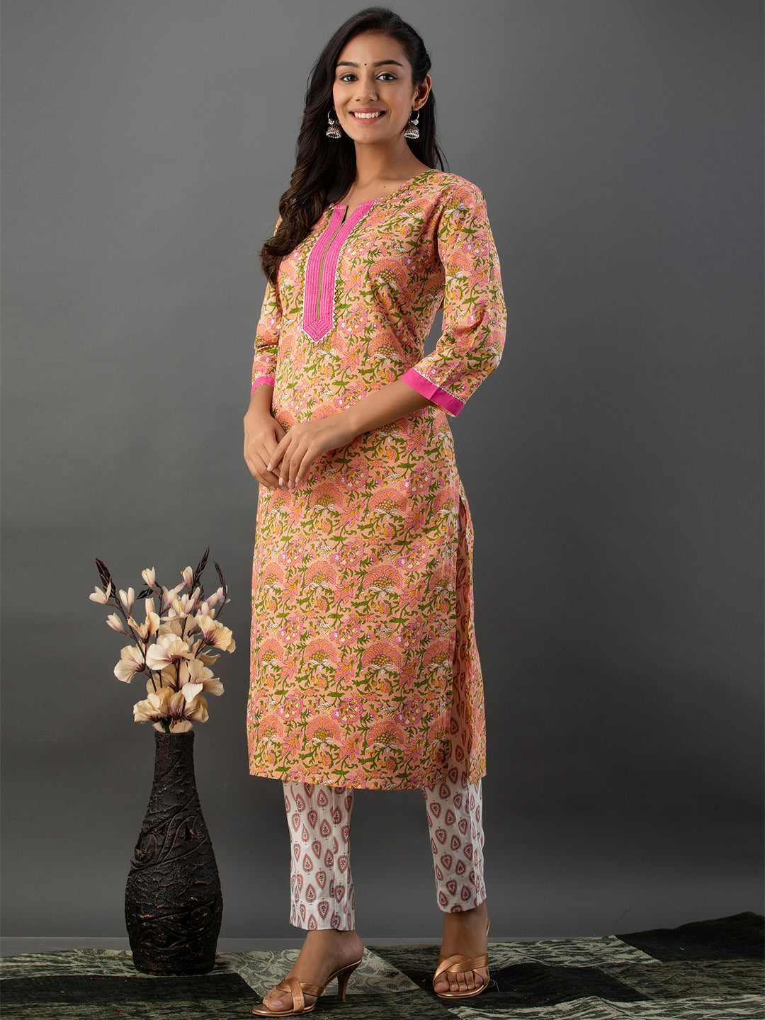 Women Kurta Pant Dupatta Set FRKT6726