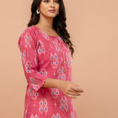 Chic Printed Short Kurti with Round Neck & 3/4 Sleeves