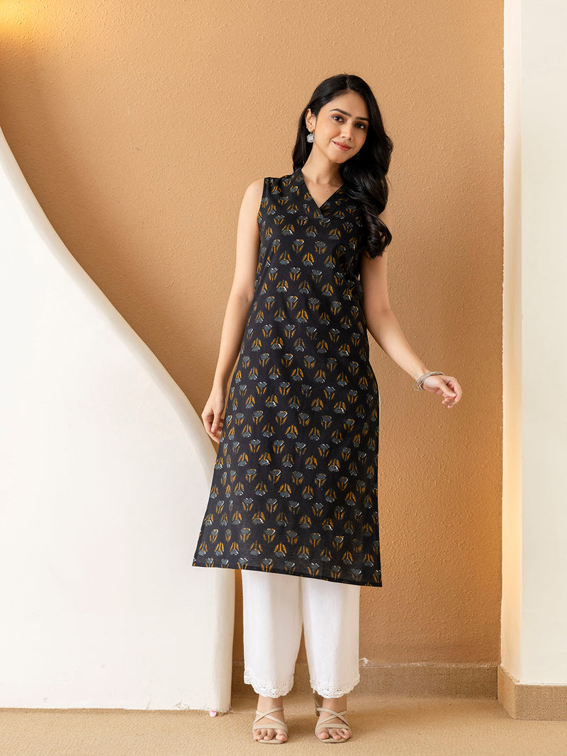Elegant Sleeveless Cotton Printed Straight Kurta with Refined V-Neckline