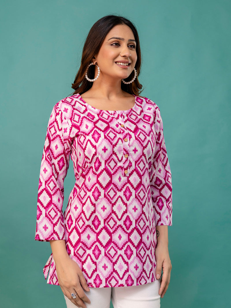 Chic Printed Short Kurti with Round Neck & 3/4 Sleeves
