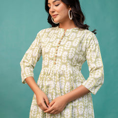 Tunic – Mandarin Collar, 3/4 Sleeves, Flattering Fit (Sizes S–XXL)