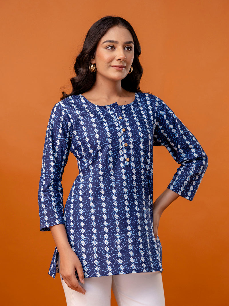 Chic Printed Short Kurti with Round Neck & 3/4 Sleeves