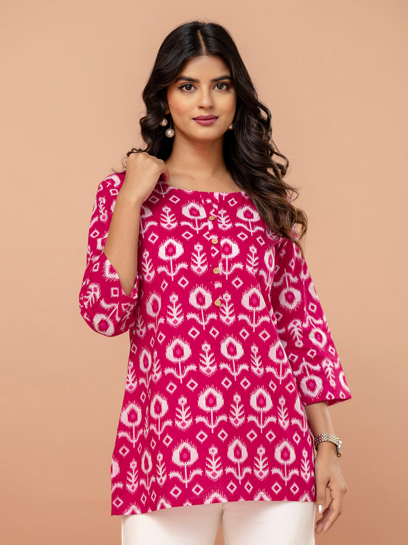 Chic Printed Short Kurti with Round Neck & 3/4 Sleeves