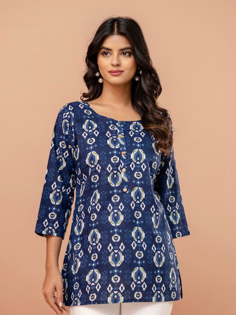 Chic Printed Short Kurti with Round Neck & 3/4 Sleeves