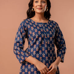 Chic Printed Short Kurti with Round Neck & 3/4 Sleeves