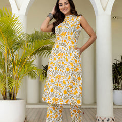 Luxury Mandarin Collar Printed Co-Ord Set with Button Detail A-Line Kurta & Comfort Fit Pants