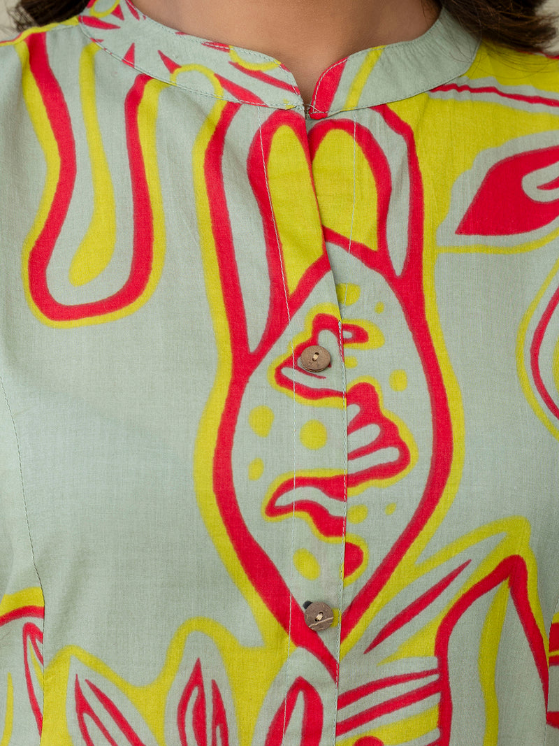 Luxury Mandarin Collar Printed Co-Ord Set with Button Detail A-Line Kurta & Comfort Fit Pants