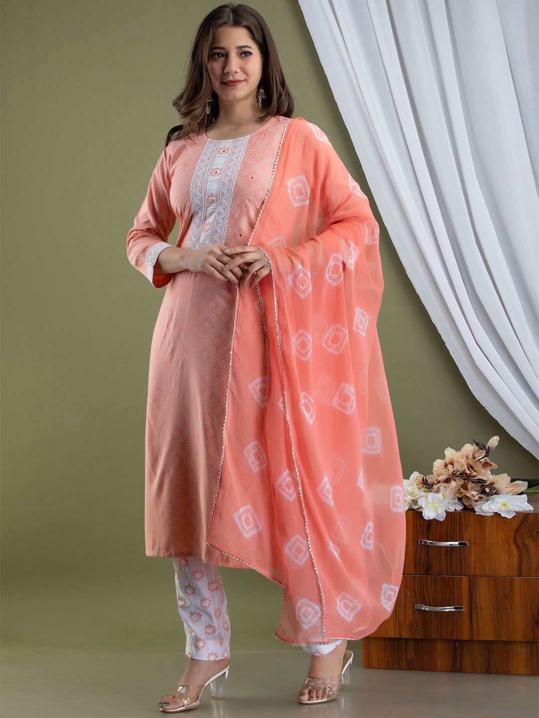 Women Kurta Pant Dupatta Set FRKT6737