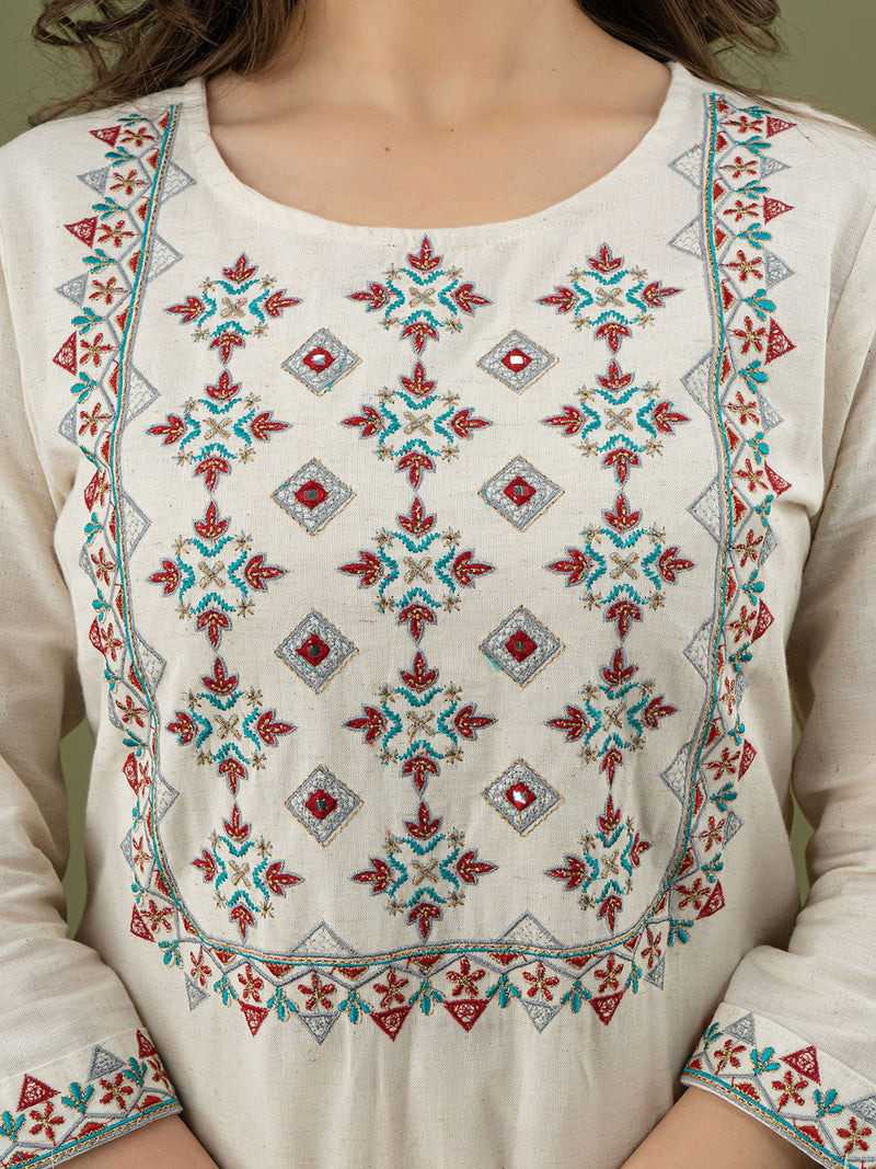 Women Kurta Pant Set