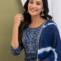 Women Kurta Pant Dupatta Set